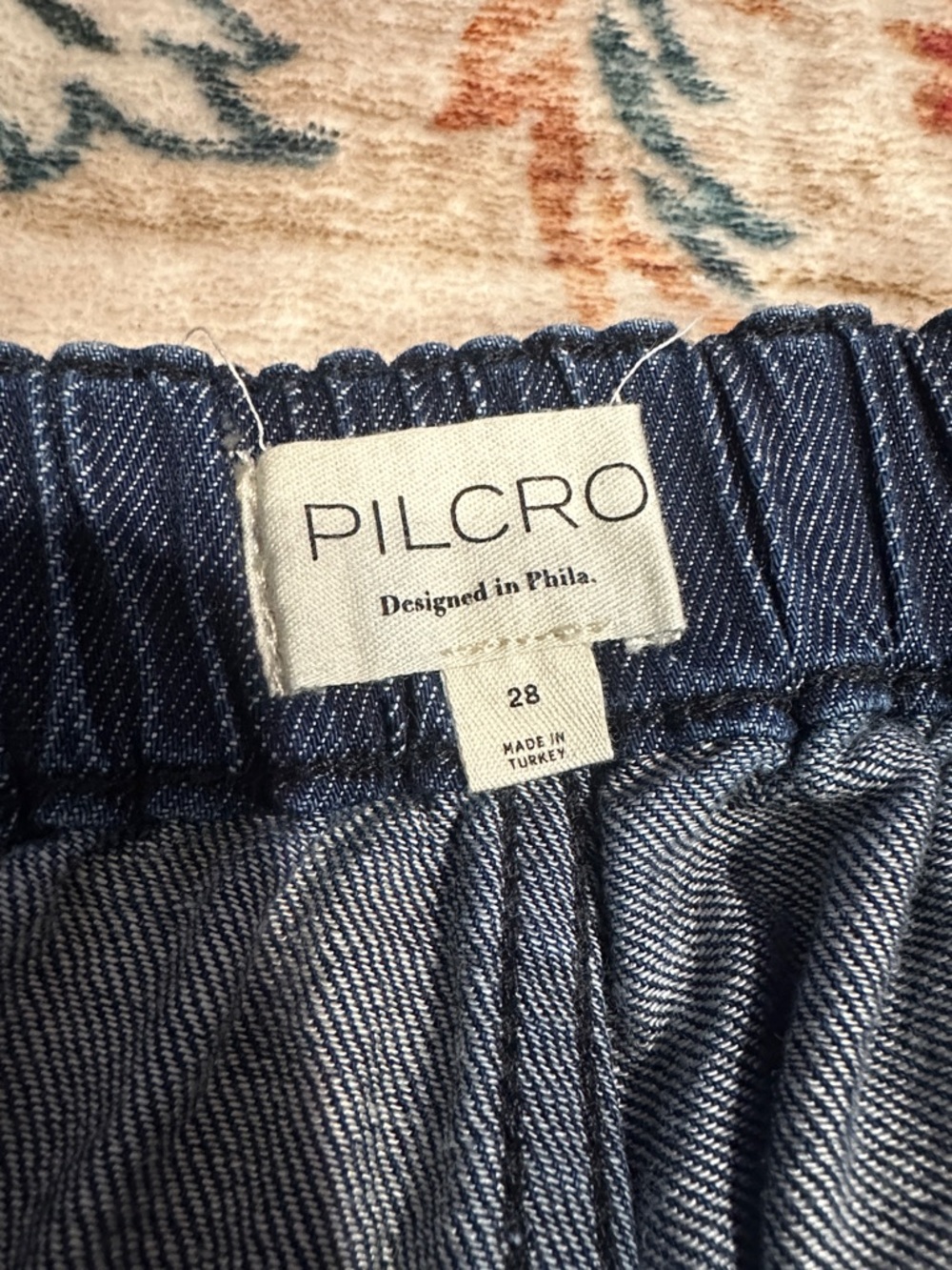 Pilcro Sz 28 Wide Leg Cargo Style Pant NWOT - Picture 2 of 4